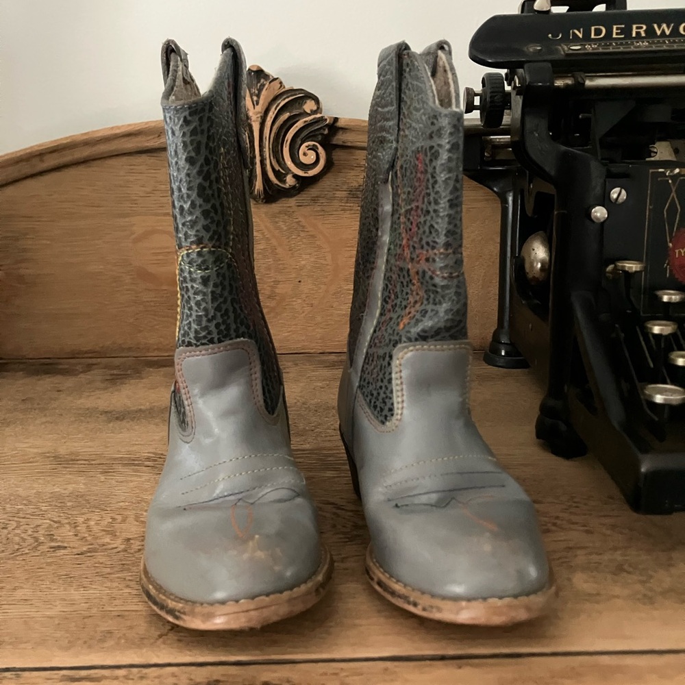 Vintage Kids Cowboy Boots approx size 10